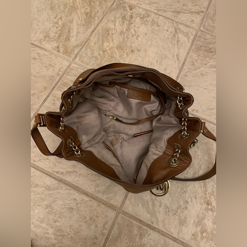 Michael Kors purse - Picture 3 of 3